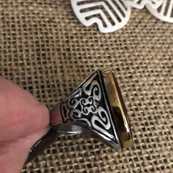 Red Agate Oval Statement Ring Stainless Steel - Picture 5 of 5